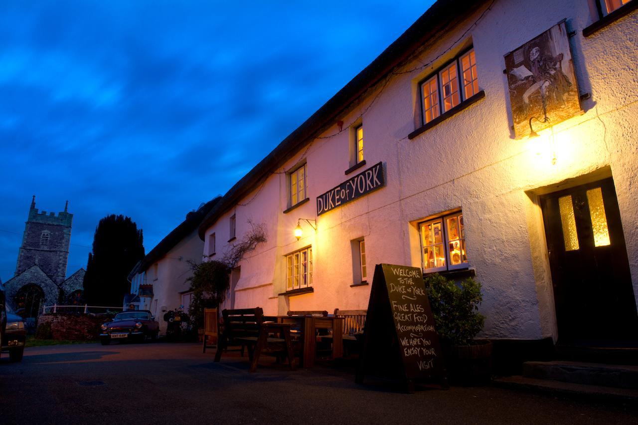 Hotel Duke Of York Dolton Exteriér fotografie